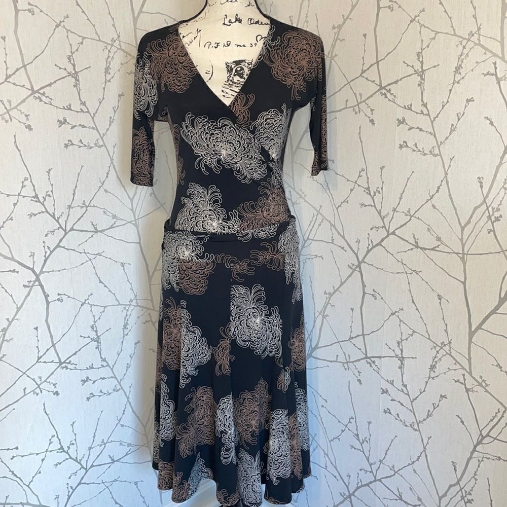 BCBGMAXAZRIA Faux Wrap Dress Womens S‎ Black Floral Excellent 3/4 Sleeve Midi